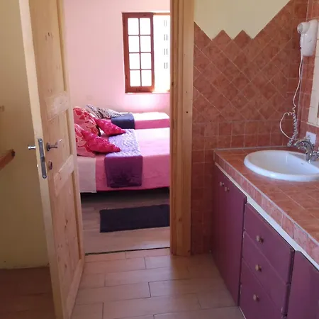 Habitación en casa particular Smeralda Room's *