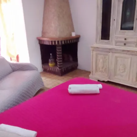 Smeralda Room's בית אירוח