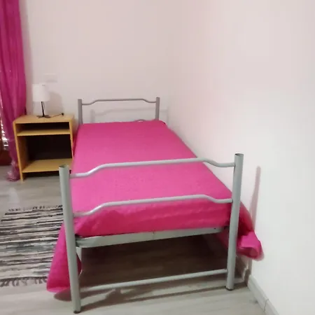 Smeralda Room's בית אירוח אולביה